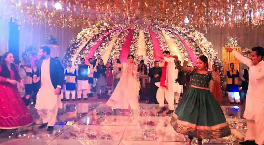 Commissioner Karachi orders stern action against those organizing wedding ceremonies in the city