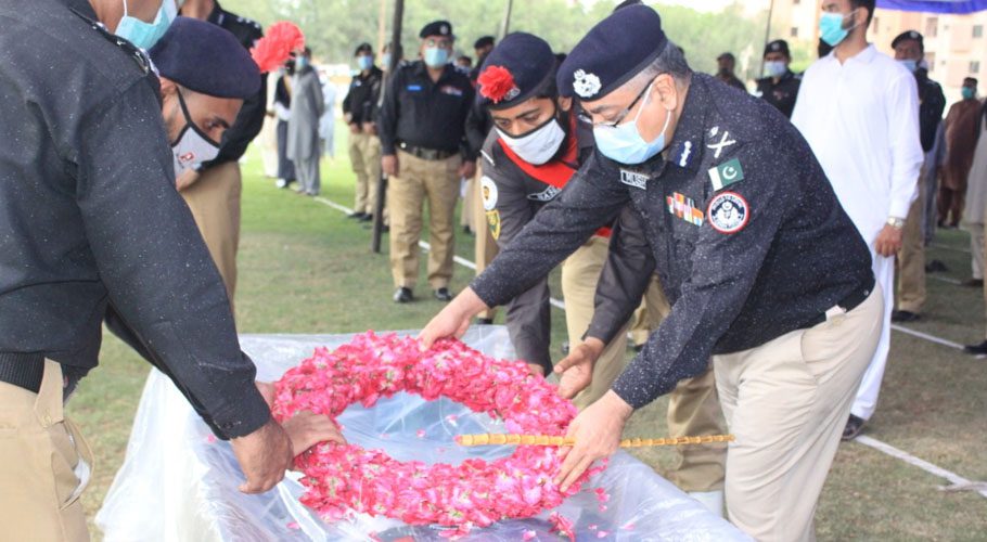شہید کانسٹیبل سید نعمان شاہ کی نماز جنازہ گارڈن ہیڈ کوارٹر میں ادا