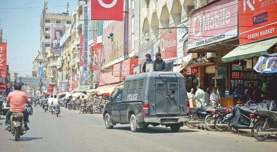 کراچی میں لاک ڈاؤن کے نام پر رشوت خوری کا بازار گرم
