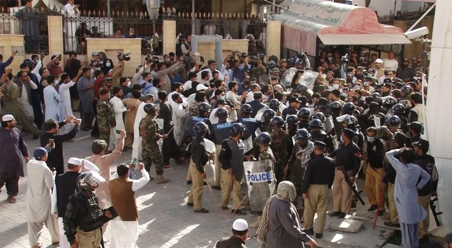 بلوچستان اسمبلی ہنگامہ آرائی کا مقدمہ 250افراد پردرج، اقدامِ قتل سمیت 17دفعات شامل