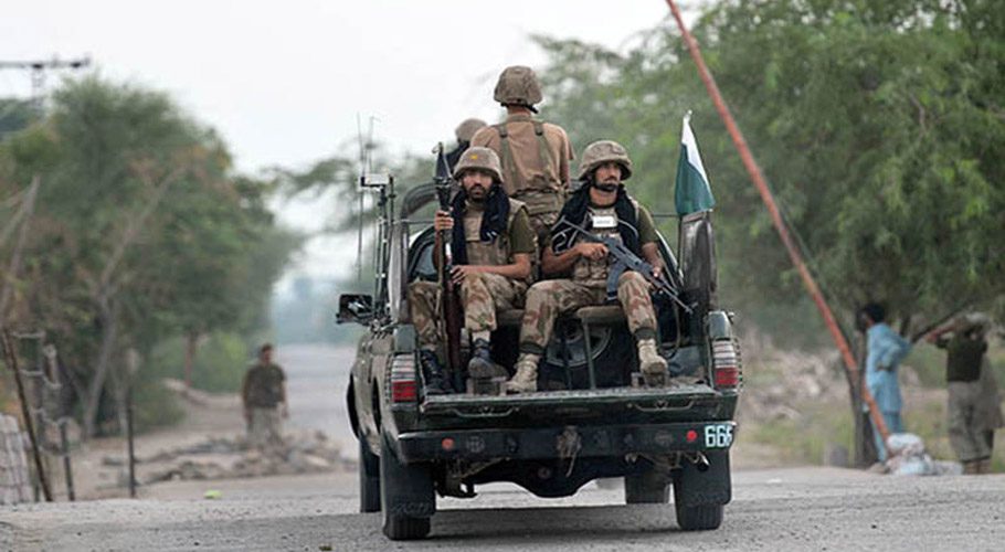 بلوچستان، ہلمرگ میں سیکیورٹی فورسز کا آپریشن، 2 دہشت گرد ہلاک، 1 جوان شہید