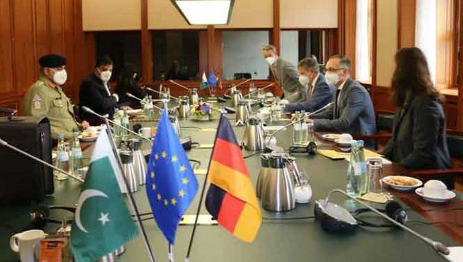 آرمی چیف کی جرمن وزیر خارجہ سے ملاقات، علاقائی سیکیورٹی صورتحال پر بات چیت