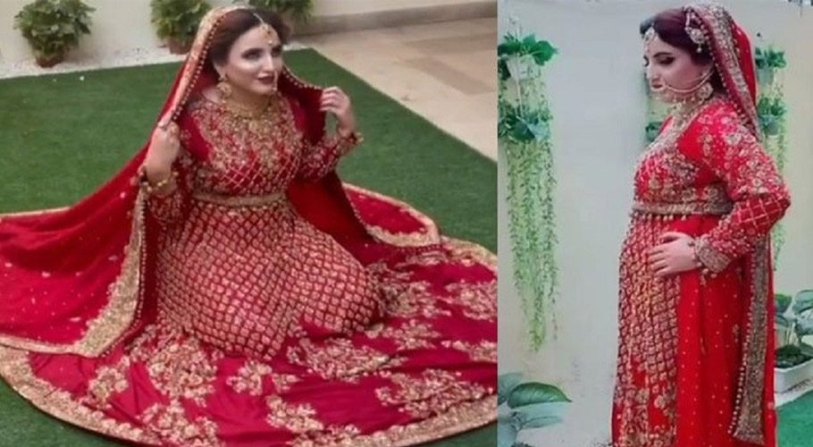 حریم شاہ نے منگنی کرلی، تصاویر سوشل میڈیا پر وائرل