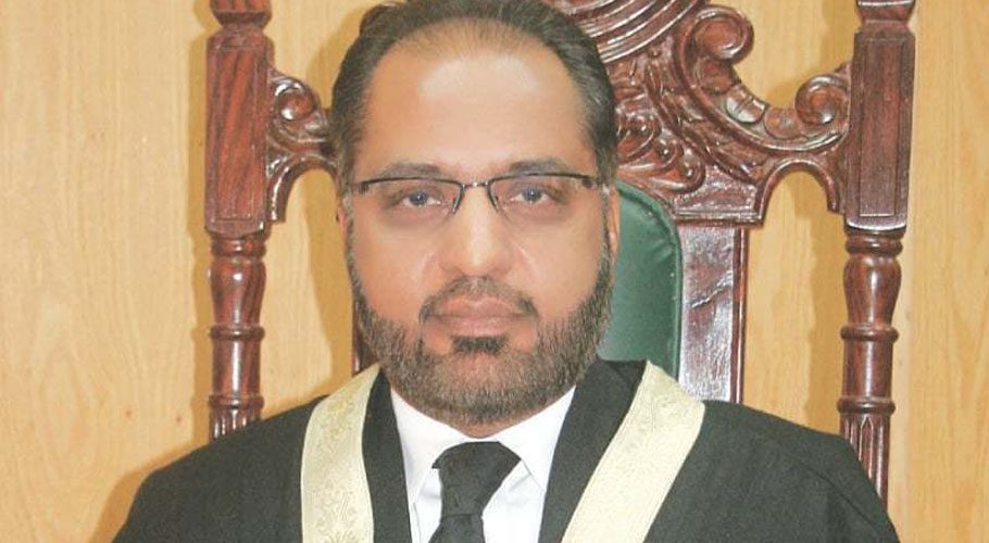 Justice Shaukat Exposed became a top trend on Twitter