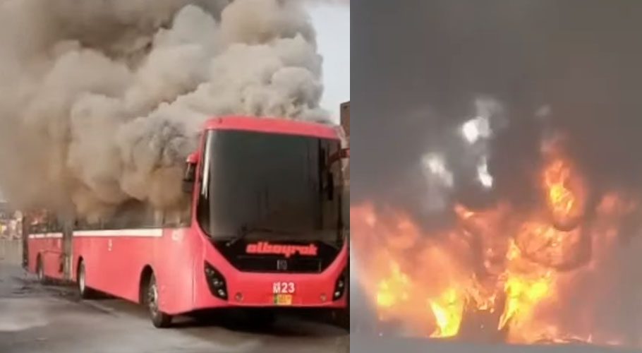 لاہور، مینارِ پاکستان کے قریب میٹرو بس میں آتشزدگی، ڈرائیور نے چھلانگ لگا دی