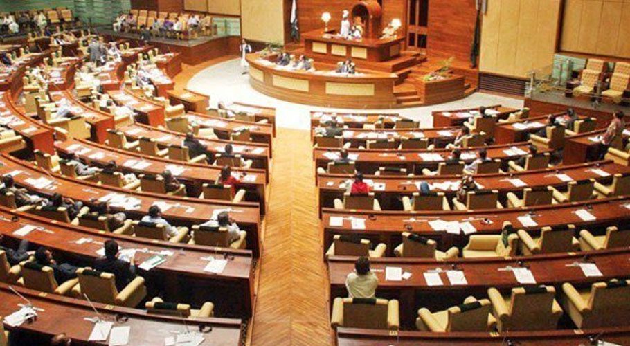 سندھ اسمبلی میں قواعد کی خلاف ورزی، تحریکِ انصاف کے 8اراکین پر پابندی عائد