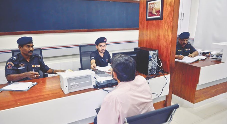 کراچی میں ماڈل تھانوں کا تجربہ ناکام، تھانے اصل حالت میں بحال کرنے کا فیصلہ