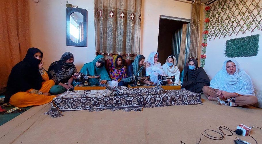 ڈانس اور بھیک مانگنا چھوڑ کر اللہ سے لو لگا لی ہے، ٹرانس جینڈر رانی خان