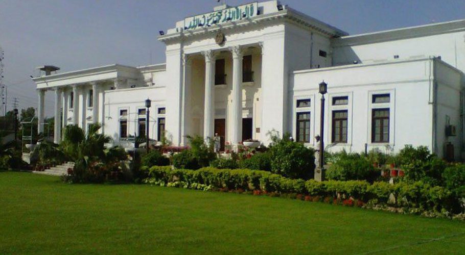 خیبرپختونخوا اسمبلی میں جمعے کو سرکاری چھٹی دینے کی قرار داد متفقہ طور پر منظور