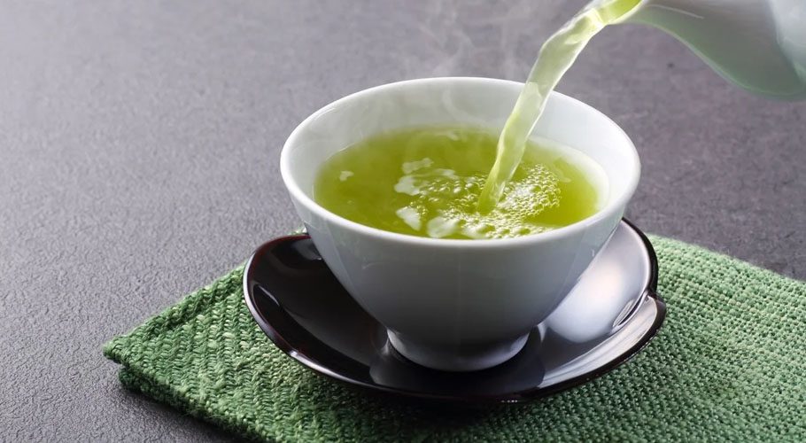 ماہرین نے سبز چائے کے استعمال کو کورونا وائرس کے خلاف مفید قرار دے دیا
