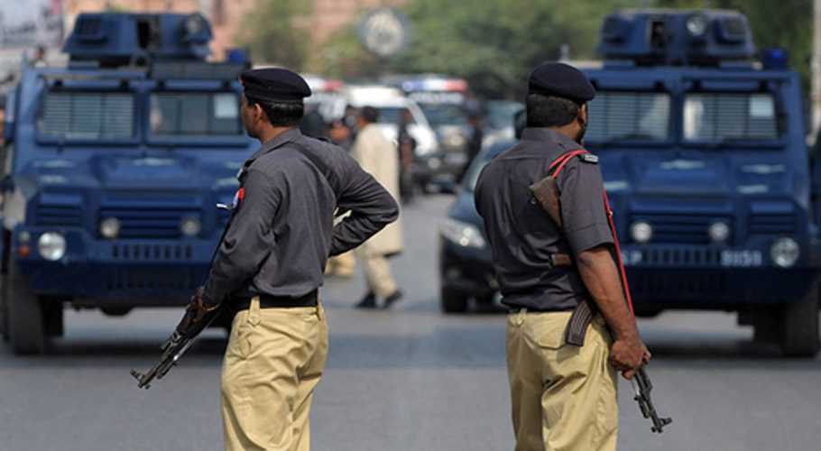 شاہراہ نور جہاں پر پولیس اور ڈکیتوں میں فائرنگ کا تبادلہ،2ڈاکو ہلاک