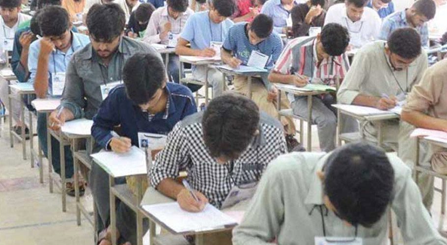 کراچی میں میٹرک کے سالانہ عملی امتحانات ملتوی، یونیورسٹیز بند کر دی گئیں، نوٹیفکیشن