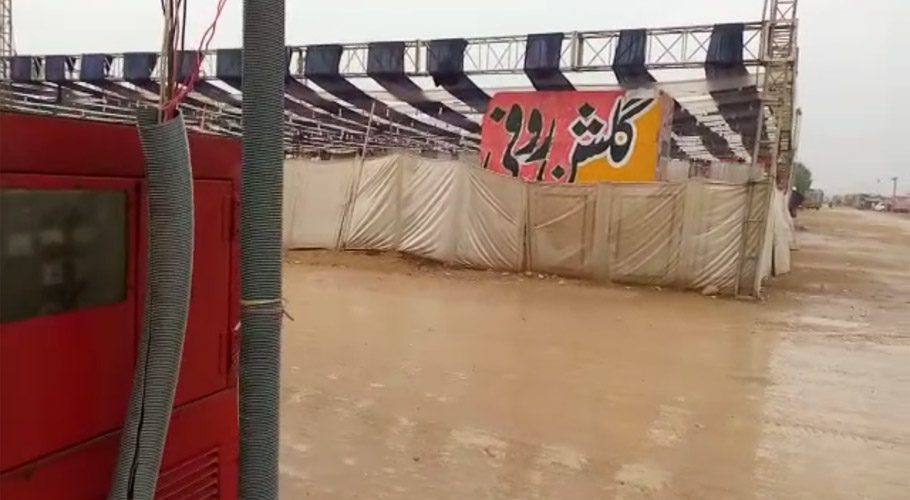 ایشیا کی سب سے بڑی مویشی منڈی پر بادل برس پڑے،قربانی کے جانور سوا5لاکھ ہوگئے