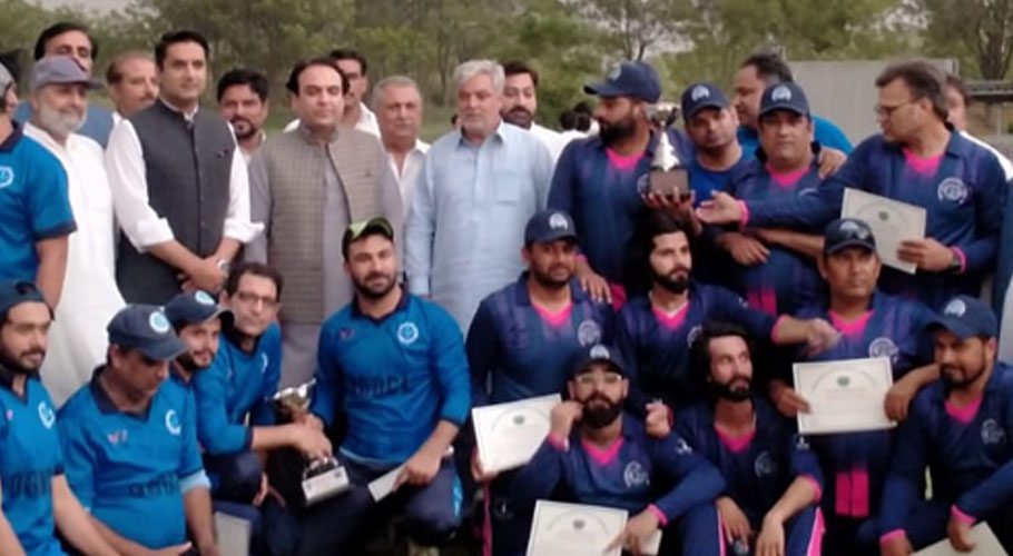 او جی ڈی سی ایل نے دوستانہ میچ میں آر آئی یو جے کو 26 رنز سے شکست دے دی