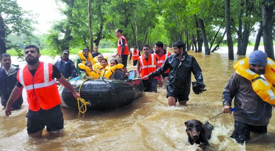 بھارت کی مغربی ریاست مہاراشٹرا میں شدید بارشوں اور سیلات سے ہلاکتوں کی تعداد 138 ہو گئی