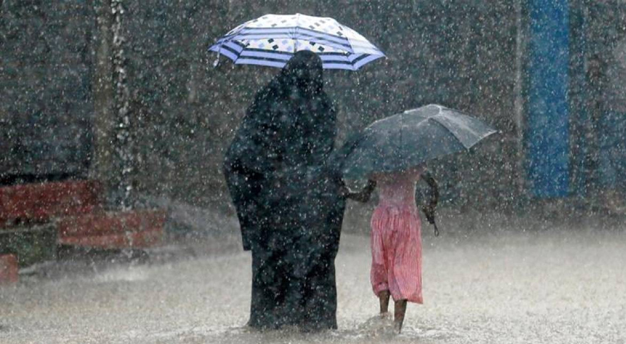 Heavy rain expected in Karachi today