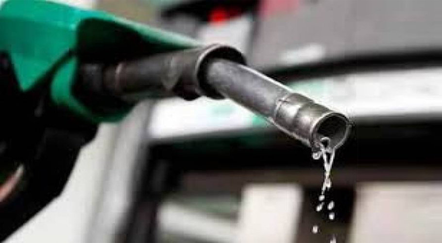 حکومت نے پیٹرول کی قیمت میں 6روپے72پیسے کااضافہ کردیا