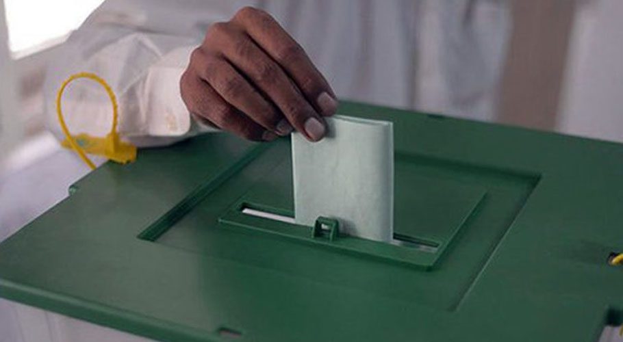 کے پی کے بلدیاتی انتخابات: پی ٹی آئی پشاور، بنوں، کوہاٹ اور مردان میں میئر بنانے میں ناکام