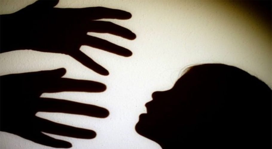 Sixteen-year-old sexually assaults minor girl in Karachi