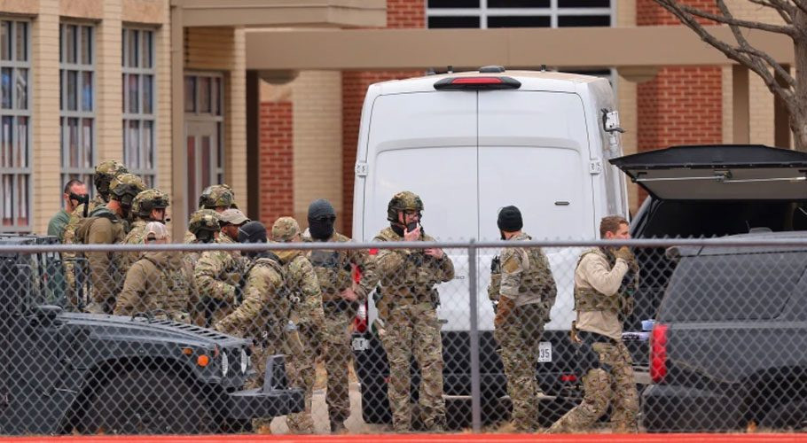 امریکا، ٹیکساس کی عبادت گاہ میں 4 افراد کو یرغمال بنانے والا شخص ہلاک