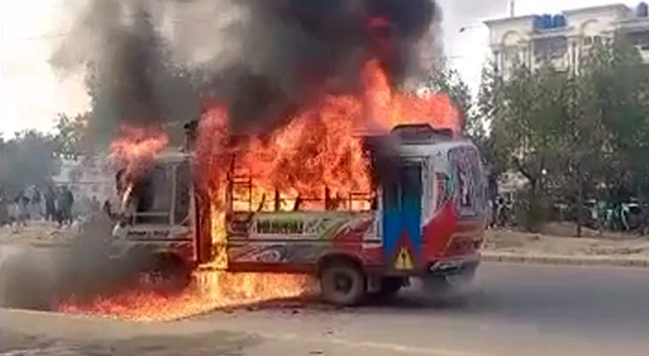 One killed in traffic accident in North Karachi