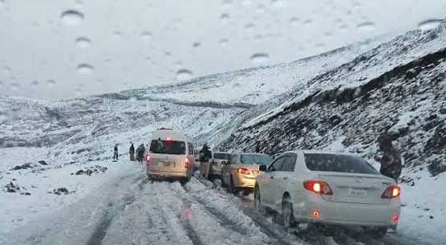 ملک بھر میں بارشیں، بالائی علاقوں میں برفباری کا نیا سلسلہ آج سے شروع