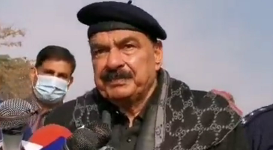 وزیر داخلہ کی دہشت گردوں کے ہاتھوں شہید پولیس اہلکار کی نمازِ جنازہ میں شرکت