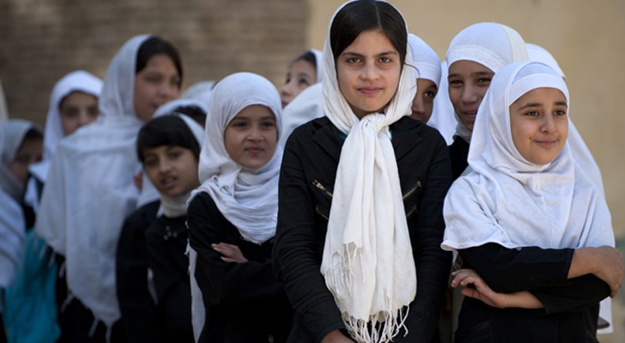 طالبان نے مارچ سے ملک بھر میں لڑکیوں کے اسکول کھولنے کا اعلان کردیا