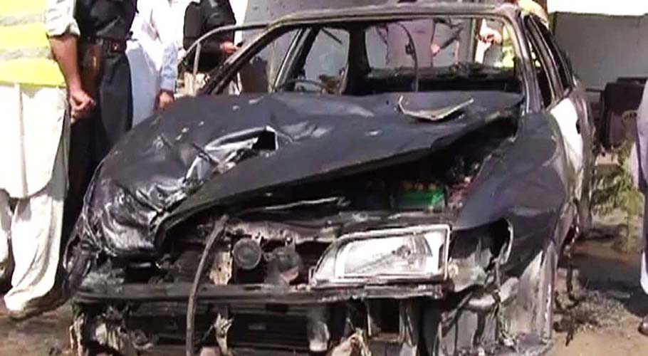 پشاور، بہن بھائی نے جائیداد کیلئے وکیل کو قتل کرکے جلا دیا، سوختہ لاش گاڑی سے برآمد