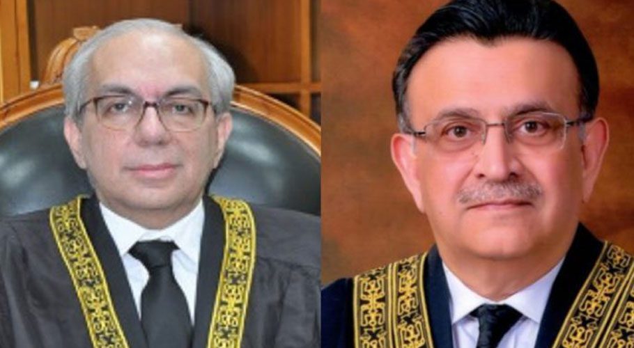 آرٹیکل 63-A ریفرنس: اراکین پارٹی کی پالیسی پر عمل کرنے کے پابند ہیں، سپریم کورٹ