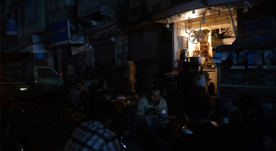 بجلی کا شارٹ فال 4500 میگا واٹ تک جاپہنچا، ملک بھر میں طویل لوڈ شیڈنگ