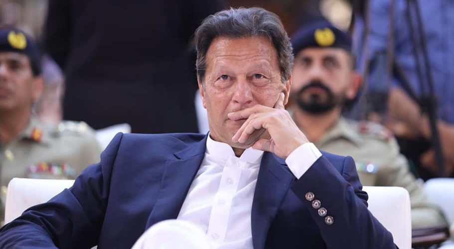 وزیر اعظم کیخلاف تحریکِ عدم اعتماد، پی ٹی آئی کا اجتماعی استعفوں پرغور