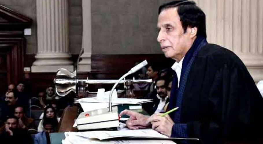 پرویز الٰہی وزیر اعلیٰ بننے کیلئے پر عزم، توڑ پھوڑ پر 10اراکین کی رکنیت معطل کردی