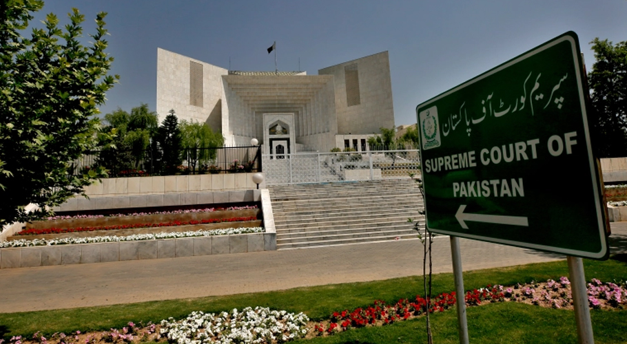 منحرف اراکین کا معاملہ عدالت کے سر کیوں؟ پارلیمنٹ خود ترمیم کرے۔سپریم کورٹ