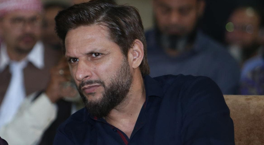 شہباز شریف کا دور آمریت کا تو ہوسکتا ہے، جمہوریت کا ہرگز نہیں، شاہد آفریدی کی تنقید
