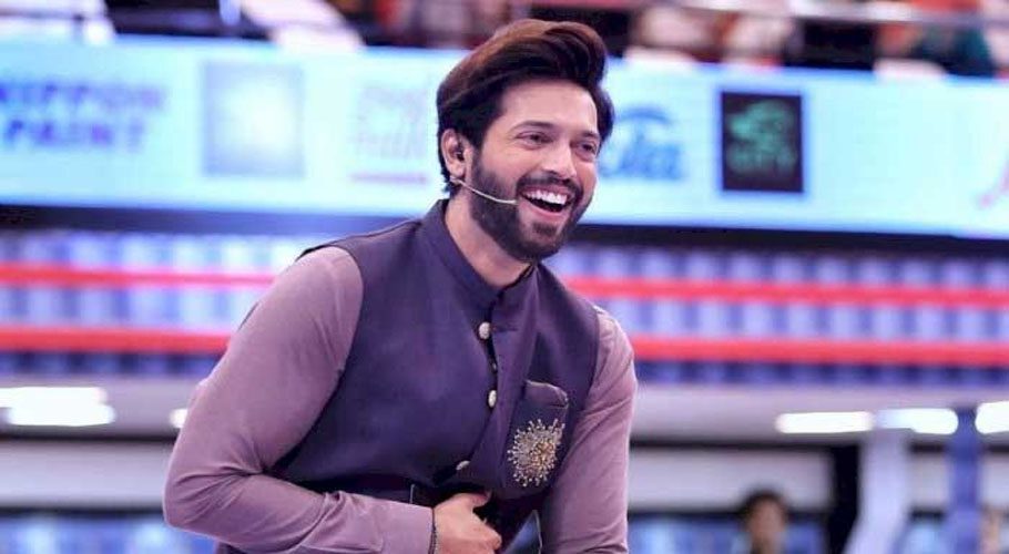 فہد مصطفیٰ کے گیم شو کو بند کیا جائے، سوشل میڈیا صارفین کا مطالبہ