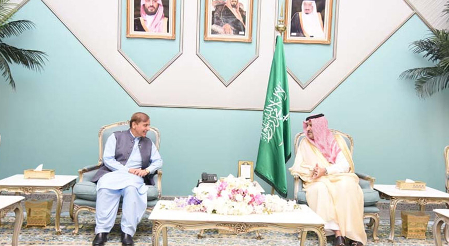 وزیراعظم سعودی عرب کے تین روزہ دورے پر مدینہ منورہ پہنچ گئے