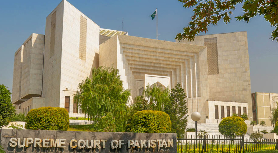 ہائی پروفائل کیسز، سپریم کورٹ کا نیب کیسز میں تقرر و تبادلے روکنے کا حکم
