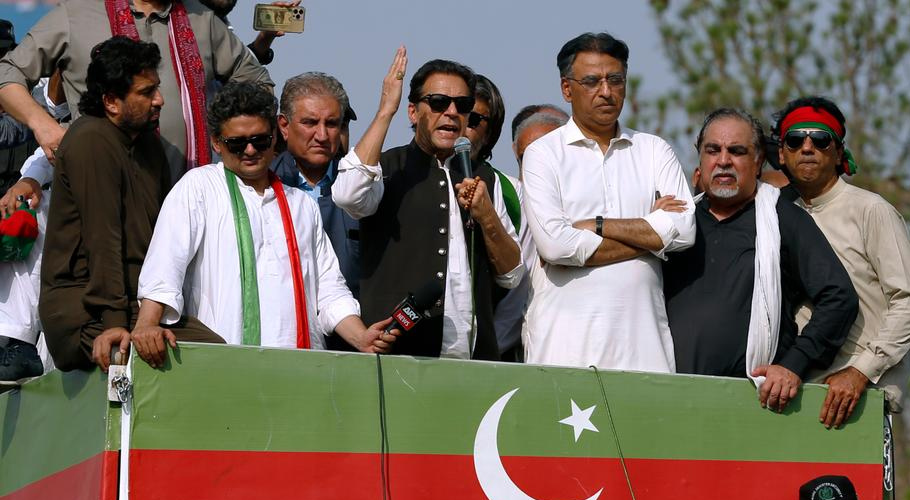 سپریم کورٹ، عمران کیخلاف کارروائی کی اجازت دینے کی درخواست مسترد