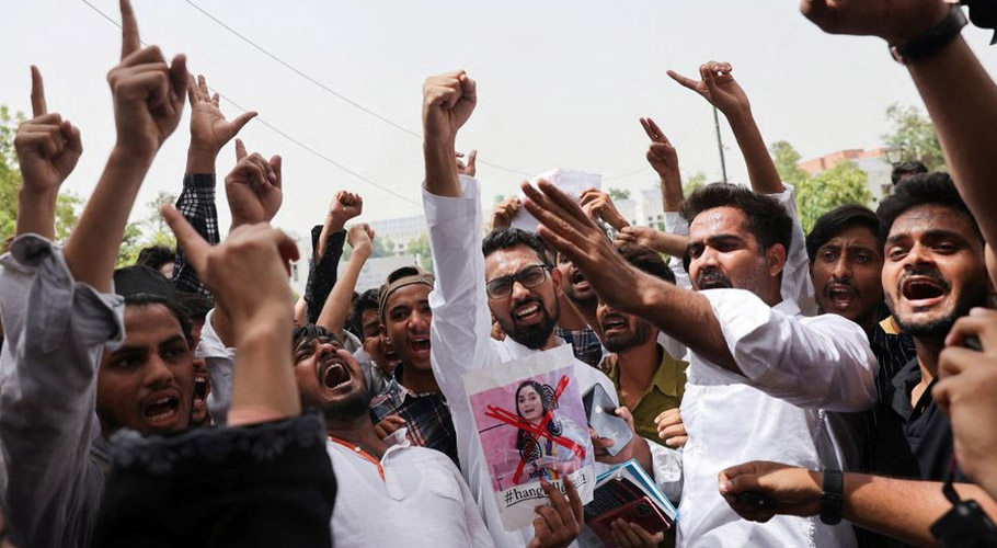 گستاخانہ بیان پر مظاہرے، پاکستان کی بھارتی مسلمانوں پر تشدد کی مذمت