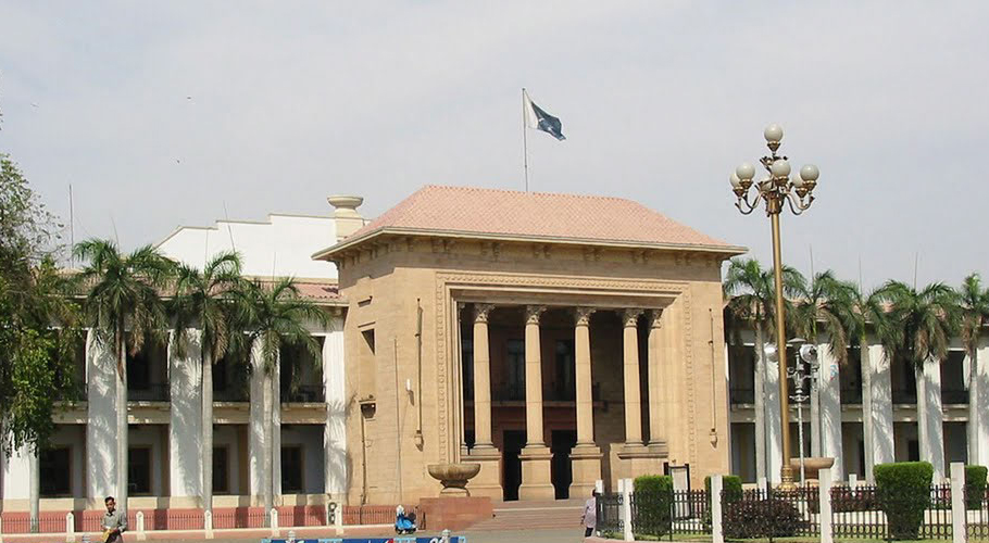 ن لیگ نے اسپیکر پنجاب اسمبلی کا الیکشن عدالت میں چیلنج کردیا