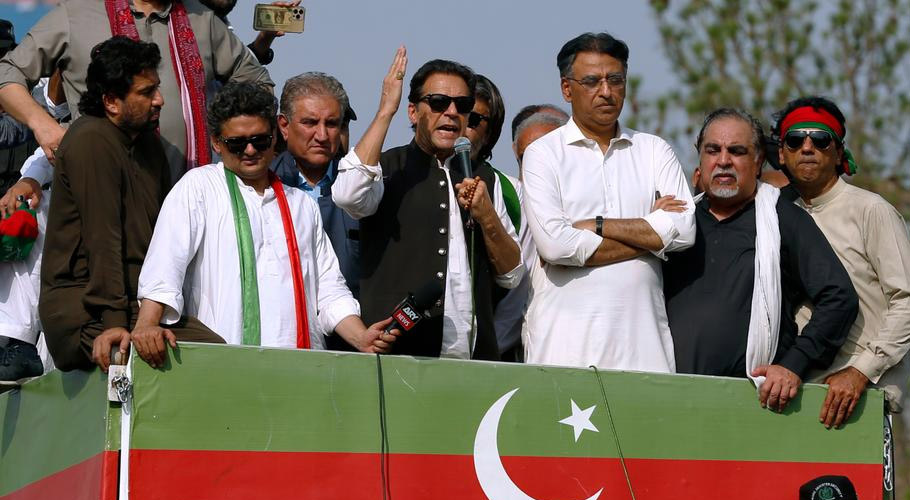 حکومت کا عمران خان کے خلاف بغاوت کا مقدمہ درج کرانے کا فیصلہ