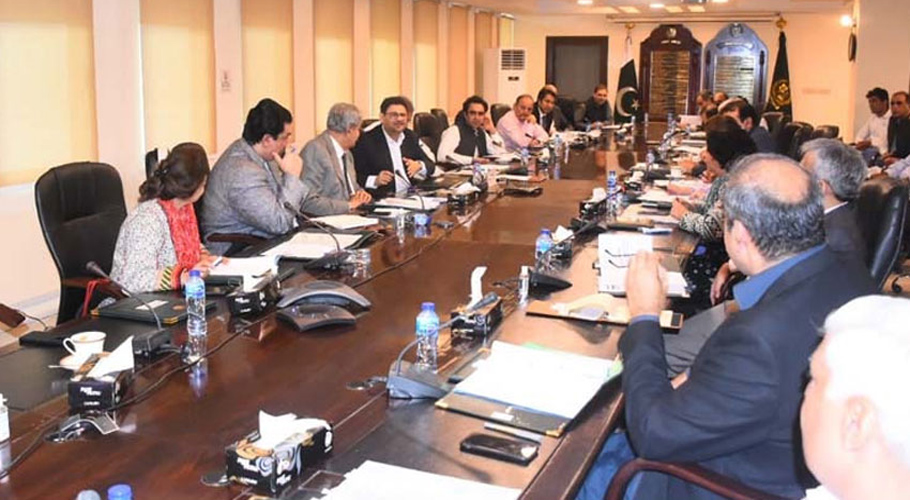 اقتصادی رابطہ کمیٹی میں5شعبوں کیلئے آر ایل این جی کی قیمت بڑھانے کی منظوری