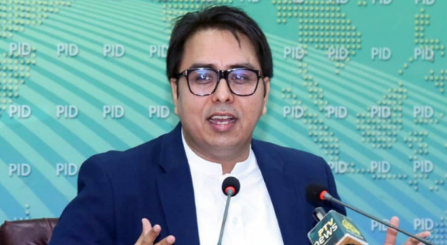 پی ٹی آئی رہنماء شہباز گِل کو حراست میں لے لیا گیا