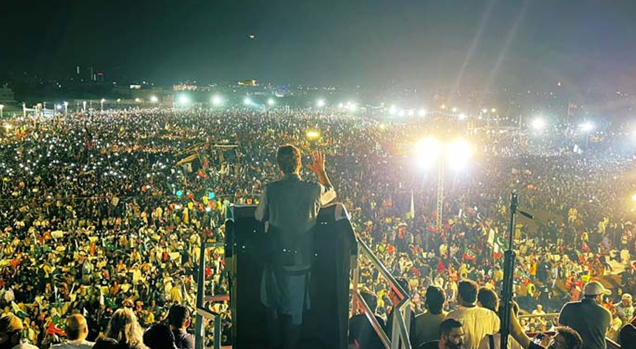 بارش اور اربن فلڈنگ کے باعث تحریکِ انصاف کے کراچی جلسے کا مقام تبدیل