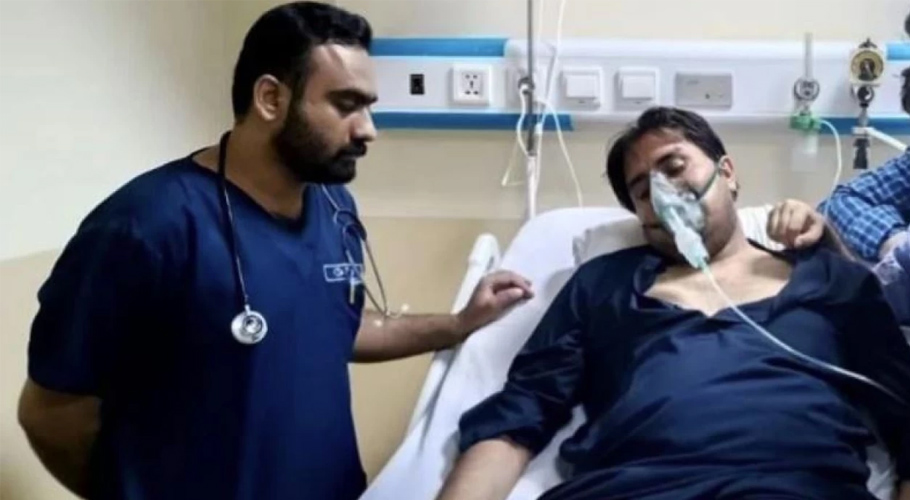 شہباز گل سکیورٹی حصار میں نامعلوم مقام منتقل، پی ٹی آئی سراپا احتجاج