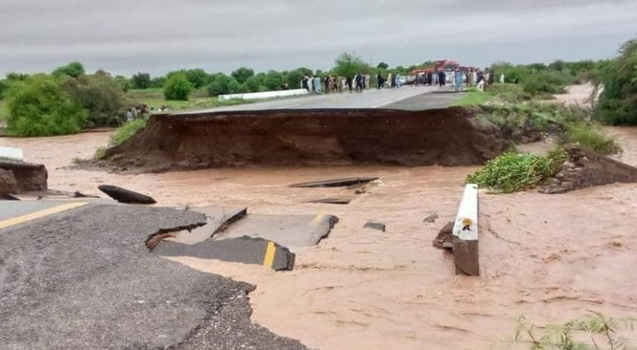 بلوچستان میں بارش کی تباہ کاریاں جاری، ملک کے تمام صوبوں سے زمینی رابطہ منقطع ہوگیا