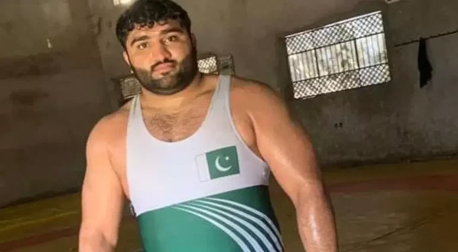 کامن ویلتھ گیمز 2022، پاکستانی ریسلرزمان انور نے سلور میڈل حاصل کرلیا