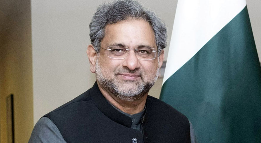 حکومت پیٹرولیم مصنوعات کی قیمتوں کو ڈی ریگولیٹ کرنے پر تیار ہے، شاہد خاقان عباسی