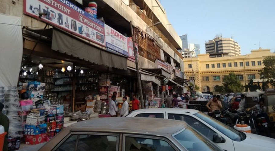 کمشنر کراچی کی نااہلی عروج پر، بولٹن مارکیٹ میں تجاوزات کی بھرمار سے دکانداراور تاجر پریشان